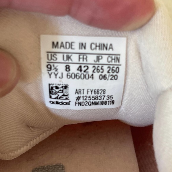 Adidas Ultra Boost Women’s Size 9‎ 1/2 Peach Color Sneakers Preowned. - Picture 6 of 6